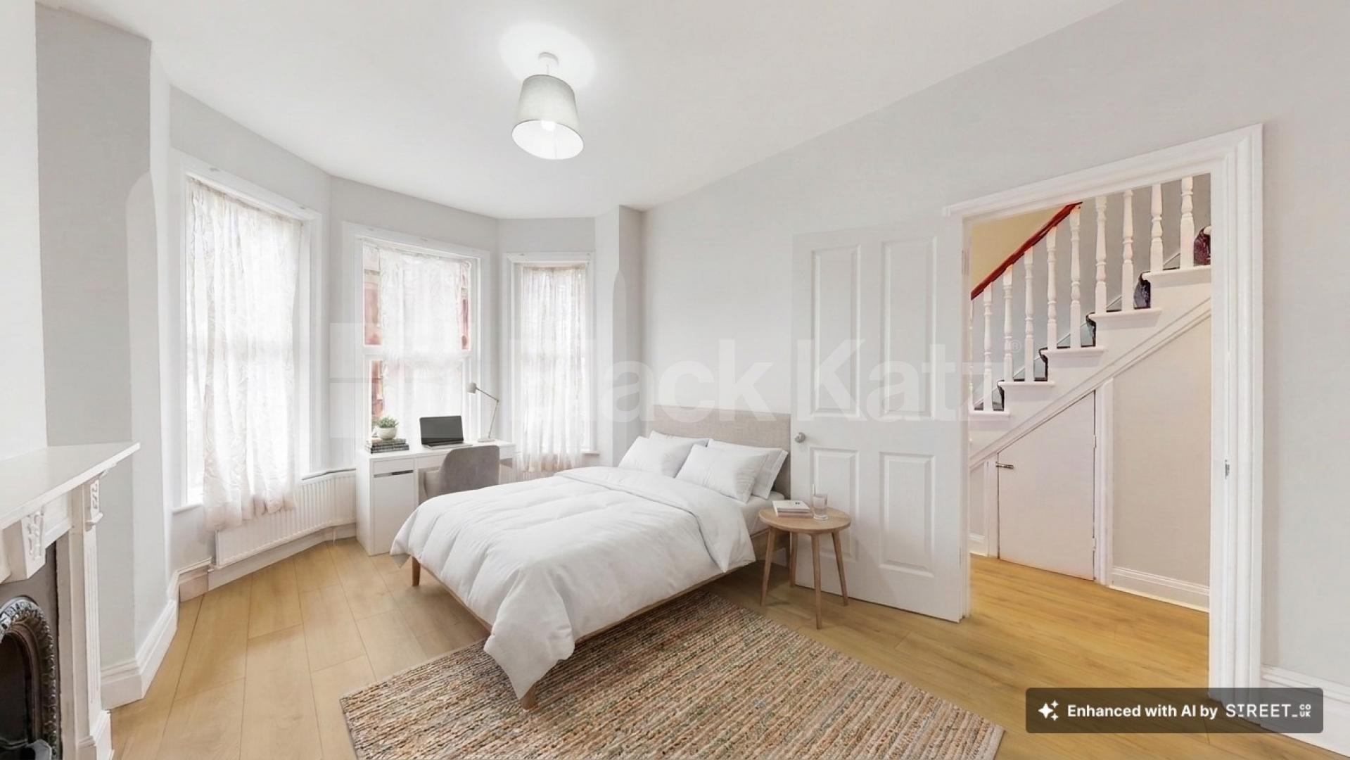 A beautifully renovated house available now, offered furnished or unfurnished to suit your requirements.This spacious property features a bright and modern open-plan reception area, creating an ideal space for both relaxing and entertaining Geary Road, London, NW10,  London