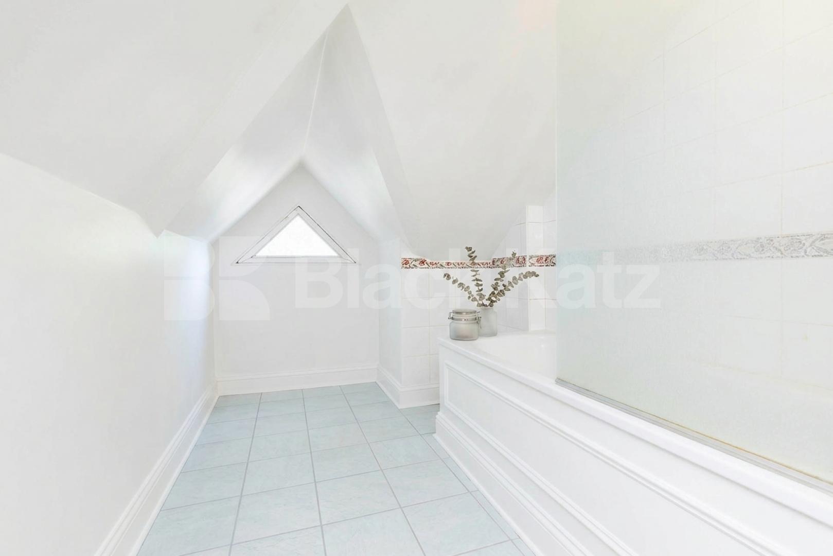 Perfectly located on Finchley Road, this four bedroomed flat boasts high ceilings and modern finishing  Finchley Road, London, NW3,  London