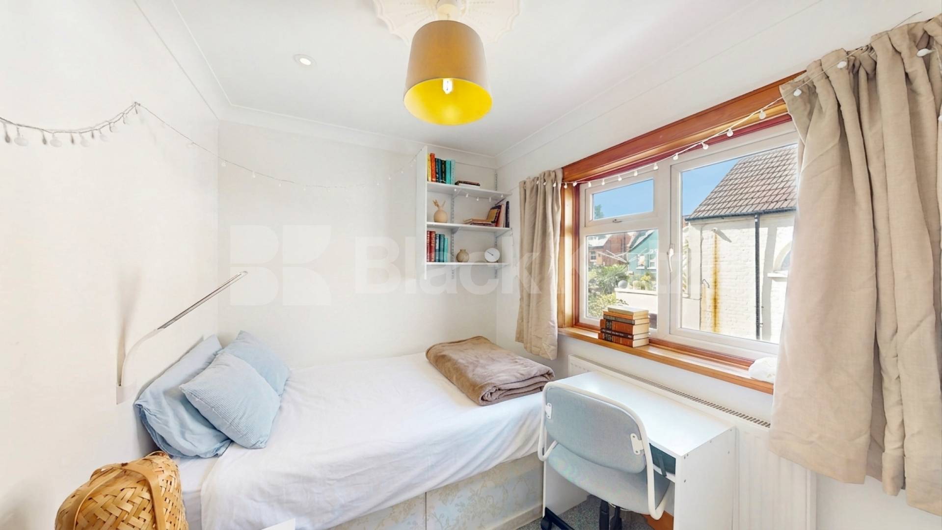 A spacious and well-maintained three double bedroom apartment situated in the popular Grosvenor Gardens area of Willesden Green, NW2 Grosvenor Gardens, London, NW2,  London