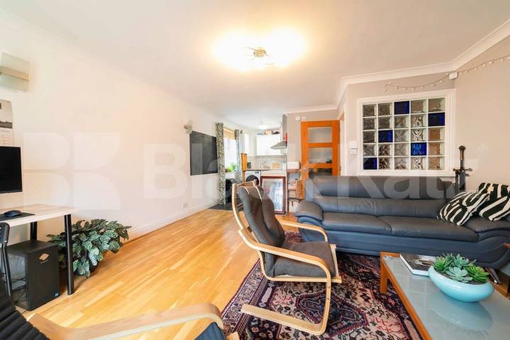 This is a great apartment in a modern newly built block a short walk from Willesden Green tube Heathfield Park, Willesden Green, NW2,  Lotus House
