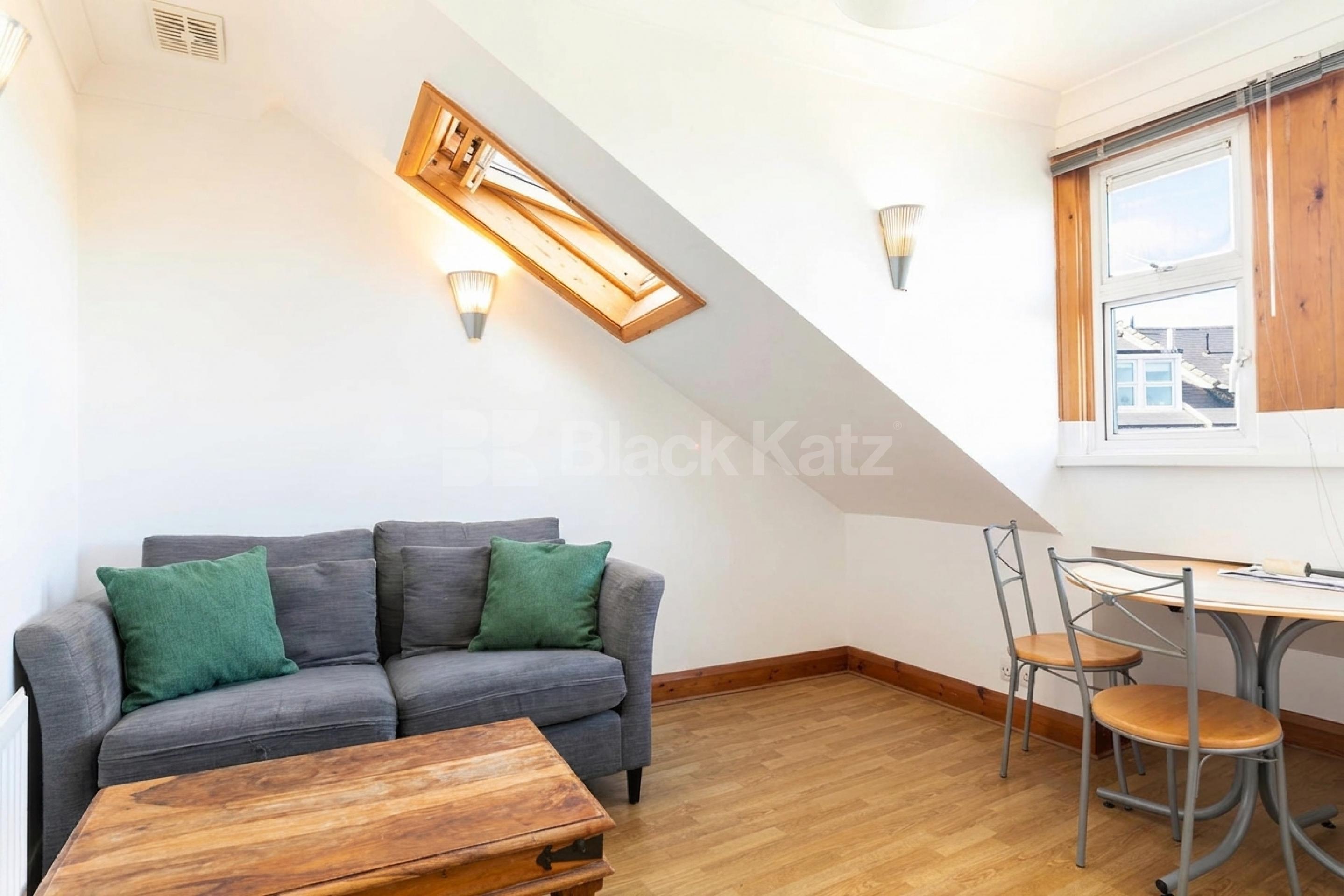 A well-presented and spacious two double bedroom apartment in a convenient location, just a short walk from Jubilee Station, offering excellent transport links.The property comprises two generous double bedrooms, a bright and comfortable separate lou Burnley Road, London, NW10,  London NW10