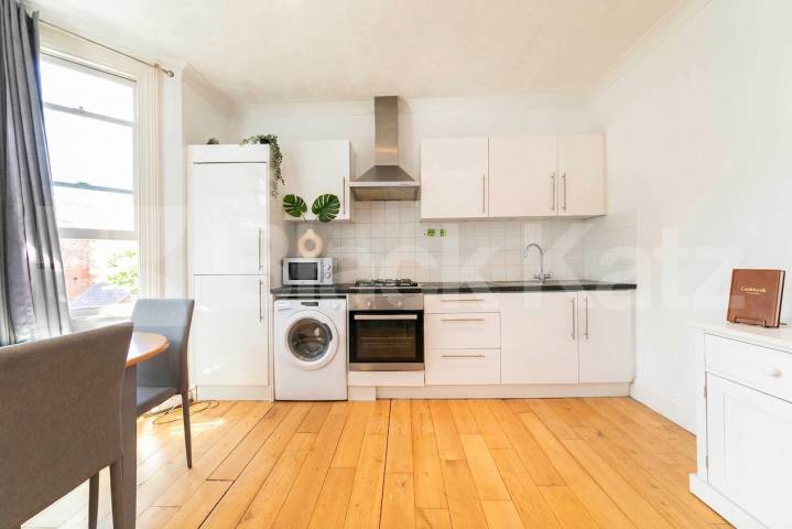 A spacious and well-presented three double bedroom, two bathroom apartment situated on the sought-after Cotleigh Road in the heart of West Hampstead.Offered fully furnished and available from August, the property comprises three generously sized doub Cotleigh Road, London, NW6,  London