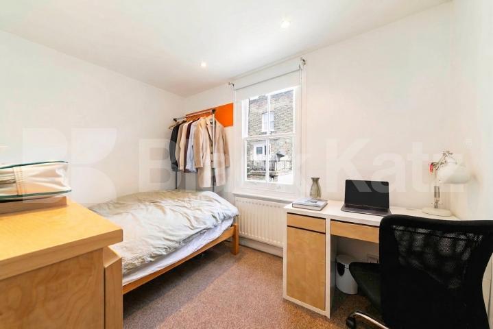A spacious and well-presented three double bedroom, two bathroom apartment situated on the sought-after Cotleigh Road in the heart of West Hampstead.Offered fully furnished and available from August, the property comprises three generously sized doub Cotleigh Road, London, NW6,  London