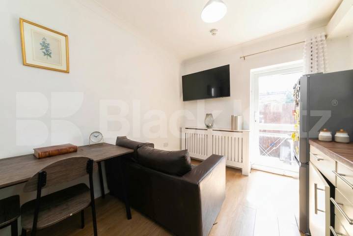 A well-presented one-bedroom flat offering excellent value for money High Road, London, NW10,  London