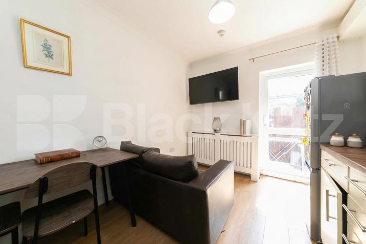 A well-presented one-bedroom flat offering excellent value for money High Road, London, NW10,  London