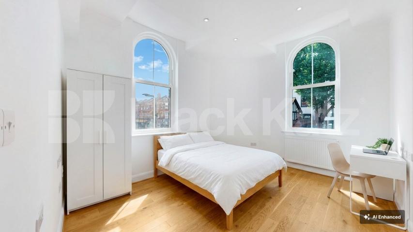 A beautifully renovated three-bedroom, two-bathroom home available furnished or unfurnished, offering flexibility to suit your needs High Road, London, NW10,  London