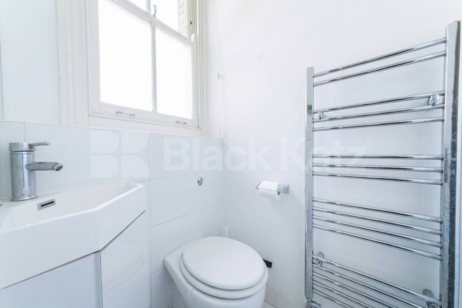 Spacious and beautifully presented 3-bedroom, 2-bathroom apartment located on sought-after Dyne Road, NW6 Dyne Road, London, NW6,  London