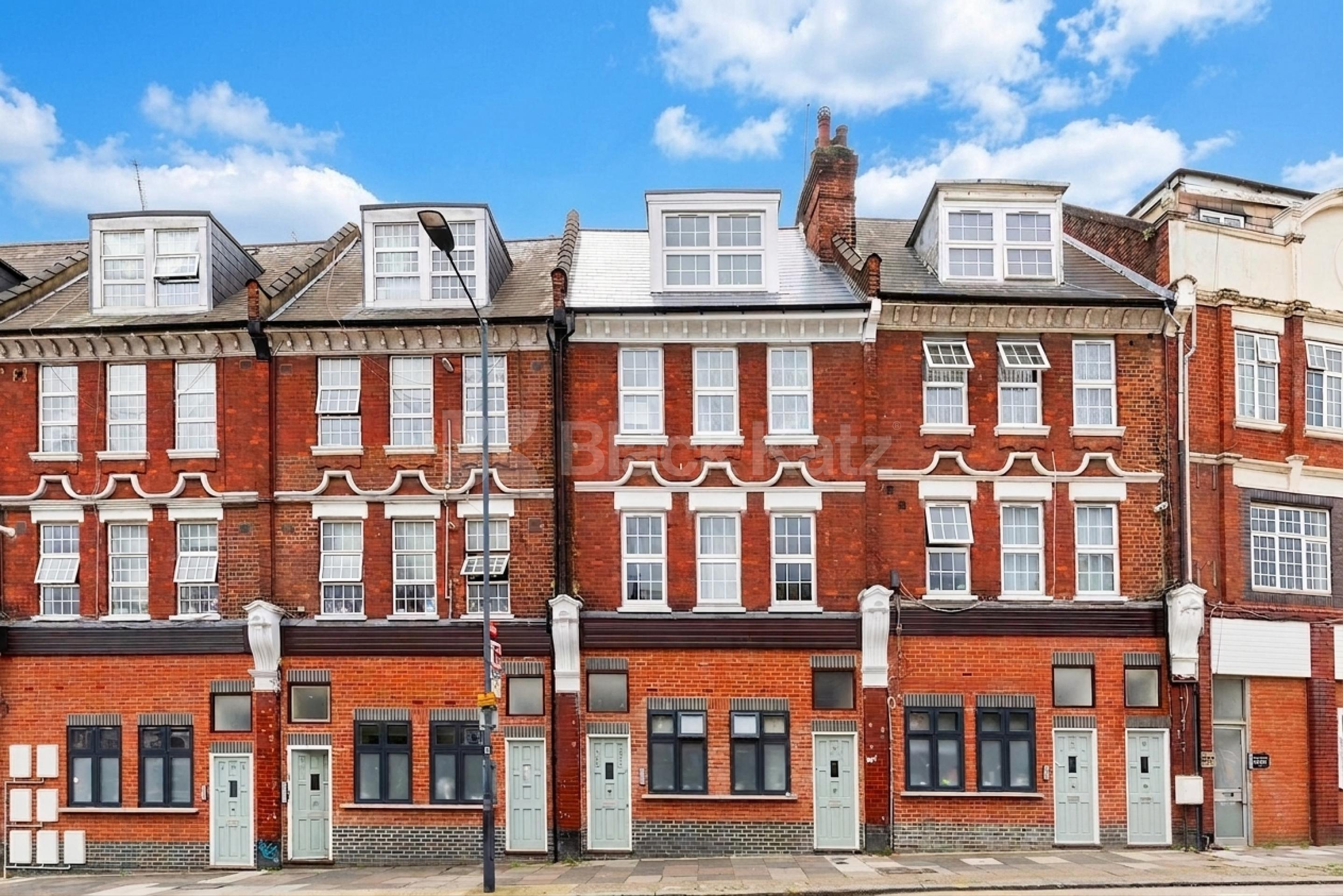 A spacious and well-presented furnished studio flat situated on the popular Burnley Road in Dollis Hill, NW10 Burnley Road, Dollis Hill, NW10(Inclusive of Gas and Water),  London NW10