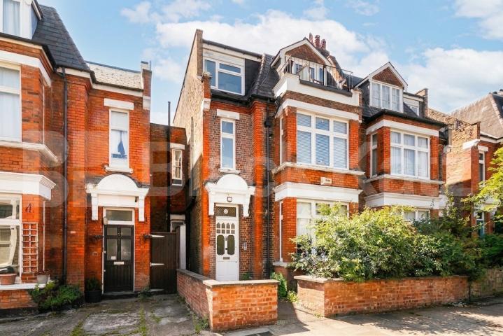 Dyne Road, London, NW6,  London