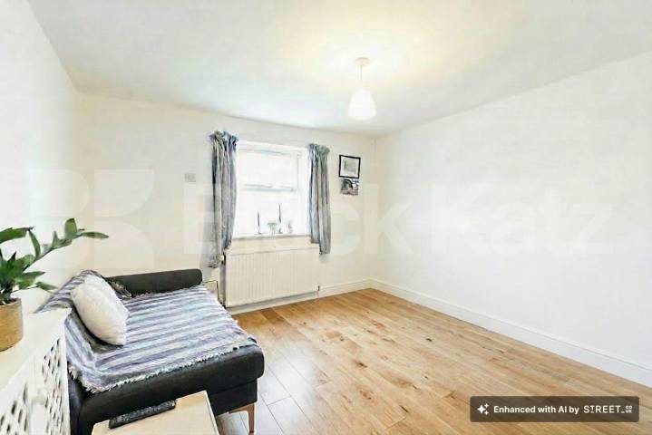 A beautifully presented, furnished one-bedroom apartment located in an impressive Victorian conversion on the sought-after Sutherland Avenue, W9 Sutherland Avenue, Maida Vale, W9,  London