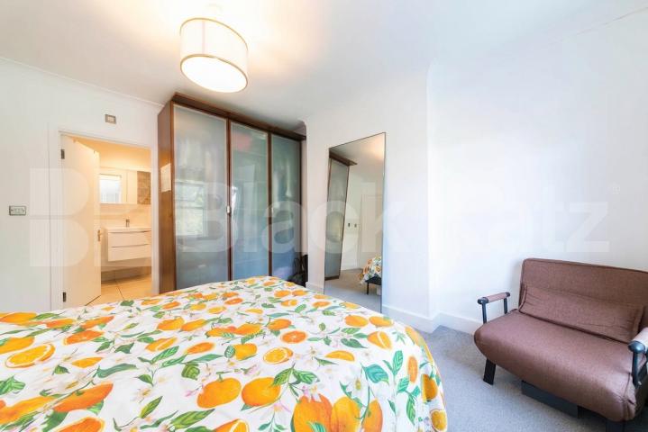 An excellent one double bedroom apartment set within an attractive period conversion, located on a quiet and sought-after residential street in Cricklewood Lichfield Road, London, NW2,  London