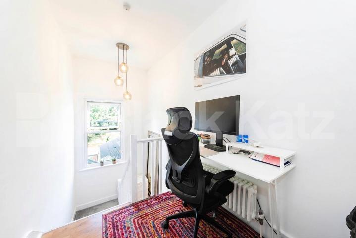 An excellent one double bedroom apartment set within an attractive period conversion, located on a quiet and sought-after residential street in Cricklewood Lichfield Road, London, NW2,  London