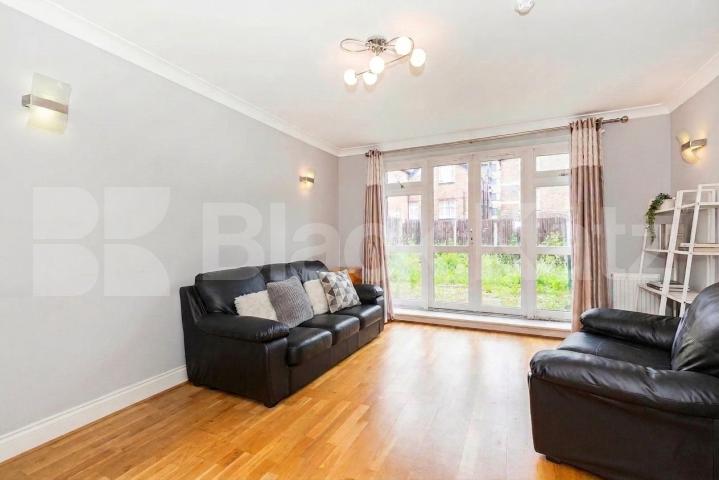 Heathfield Park, Willesden Green, NW2,  Lotus House