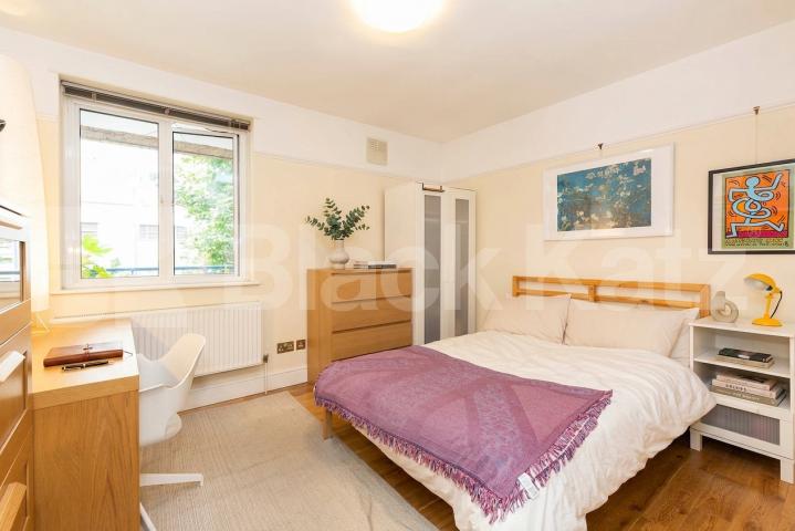 Spacious three double bedroom apartment set within the popular Kilburn Gate, NW6 area Kilburn Priory, Kilburn Gate Kilburn Priory, NW6,  Kilburn Gate Kilburn Priory
