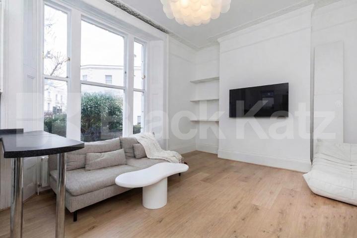 A bright and spacious one-bedroom apartment set on the raised ground floor of a well-maintained period property on the sought-after Priory Road, NW6.Beautifully presented throughout, the apartment features light oak flooring, creating a fresh and con Priory Road, London, NW6,  London