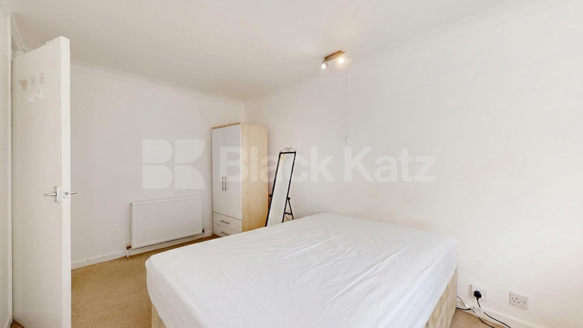 A well-presented two-bedroom, two-bathroom furnished apartment situated on the sought-after Hillcroft Crescent Hillcroft Crescent, Wembley, HA9,  Wembley