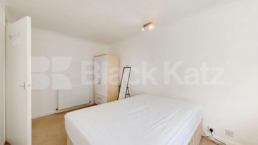 A well-presented two-bedroom, two-bathroom furnished apartment situated on the sought-after Hillcroft Crescent Hillcroft Crescent, Wembley, HA9,  Wembley