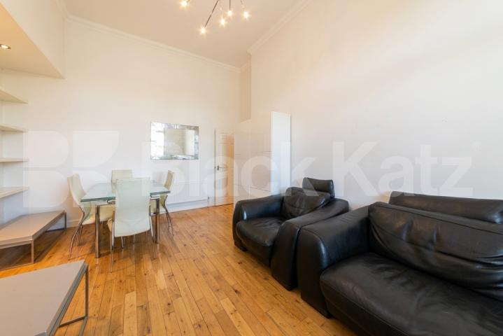 A well-presented and spacious two-bedroom, two-bathroom split-level apartment set within the sought-after Ballentyne Court development, N21.Available from the start of September, this generously proportioned property offers two large double bedrooms, Newsholme Drive, Winchmore hill, N21 1UF,  Ballentyne Court