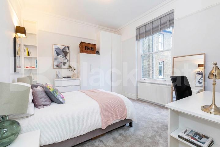 Situated within the sought-after Sandwell Mansions, NW6, this exceptionally spacious three-bedroom apartment has been finished to a high modern standard throughout.The property boasts three generously sized double bedrooms, offering ample space for f Sandwell Mansions, West Hampstead, NW6,  Sandwell Mansions West End Lane