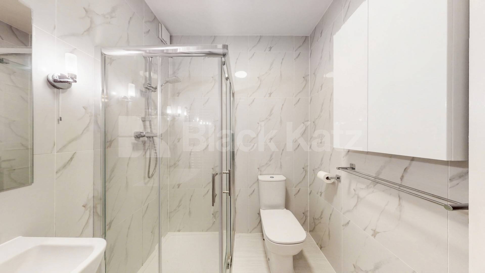 This 2-bedroom, 2-bathroom apartment offers a harmonious blend of modern design, spacious living, and an exceptional location Minster Road, London, NW2,  London