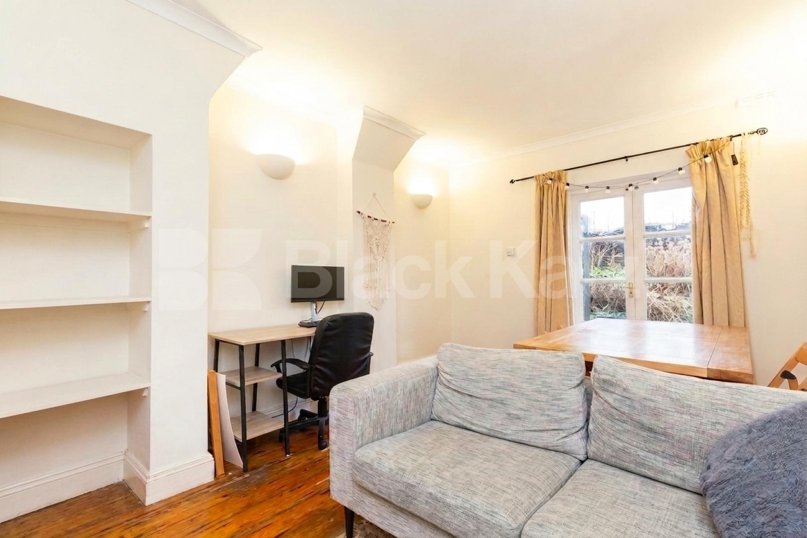 Situated on the sought-after Pennard Road, W12, this well-presented two-bedroom, two-bathroom garden flat offers stylish and comfortable living in an excellent location.The property features two generous double bedrooms, making it ideal for professio Pennard Road, London, W12,  London
