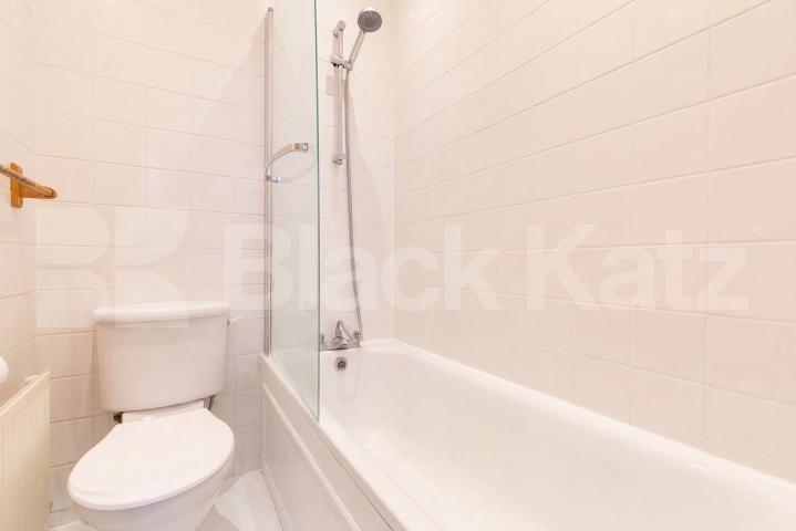 Situated on the sought-after Pennard Road, W12, this well-presented two-bedroom, two-bathroom garden flat offers stylish and comfortable living in an excellent location.The property features two generous double bedrooms, making it ideal for professio Pennard Road, London, W12,  London