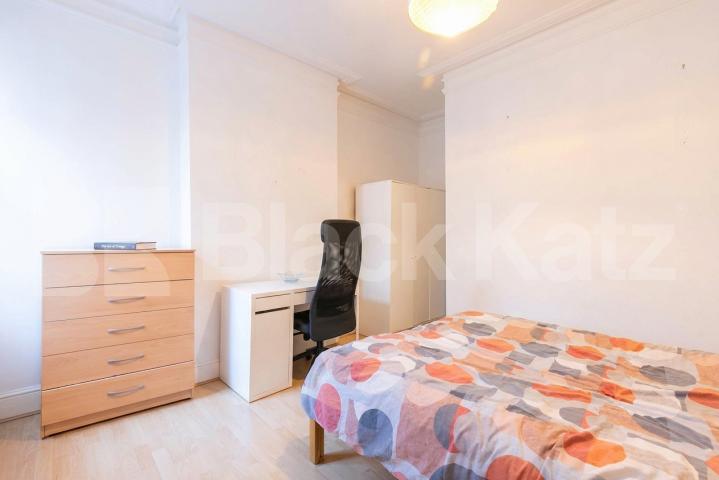 A spacious and well-presented furnished three-bedroom apartment ideally located on West End Lane in the heart of West Hampstead, NW6.The property comprises three large double bedrooms, all of which offer ample space for a desk and additional storage, West End Lane, London, NW6,  London