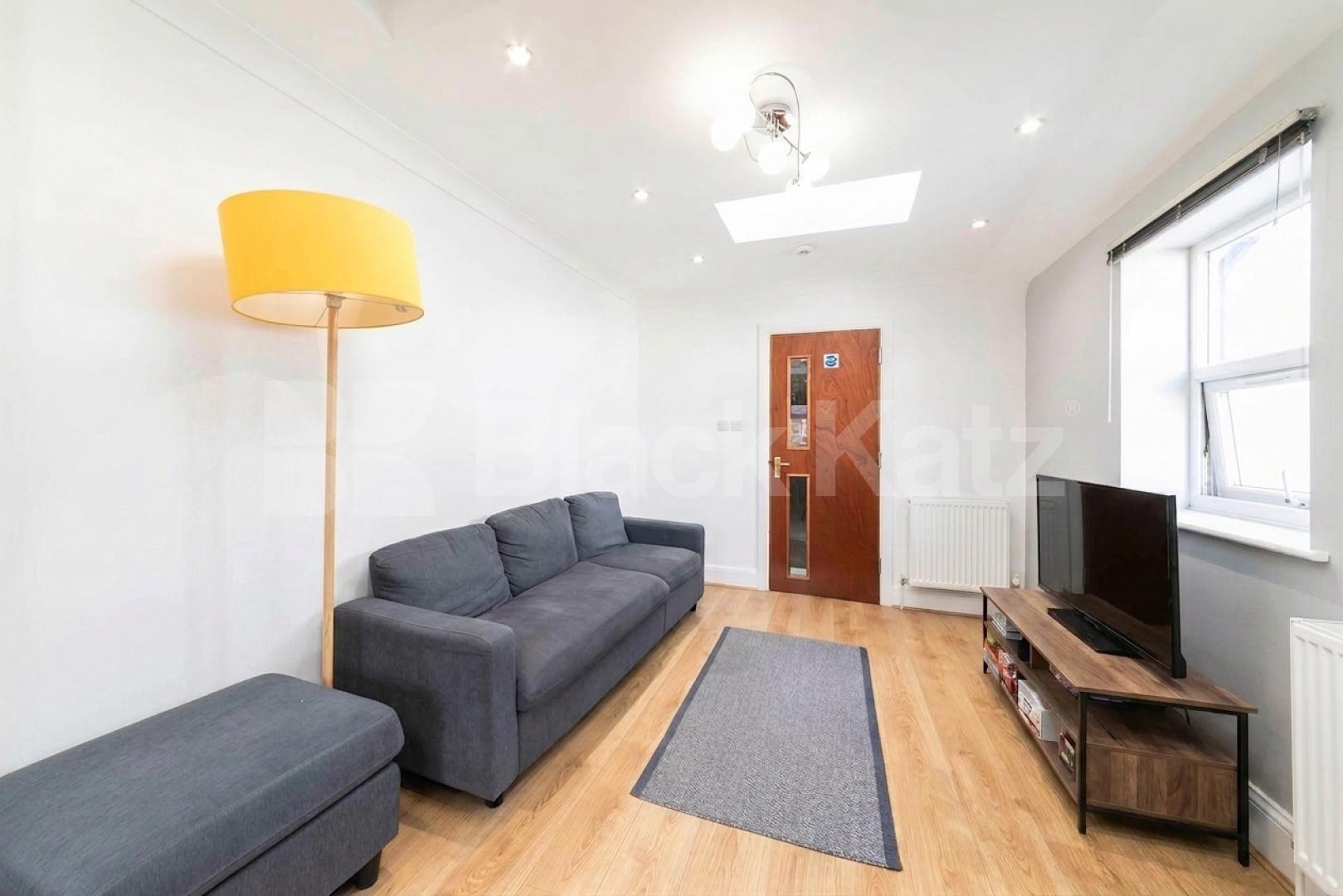 Available from September, this modern three-bedroom, three-bathroom furnished split-level apartment offers spacious and contemporary living in the heart of Pinner.The property features a bright and airy open-plan reception room with a modern fitted k Love Lane, Pinner, HA5,  Pinner