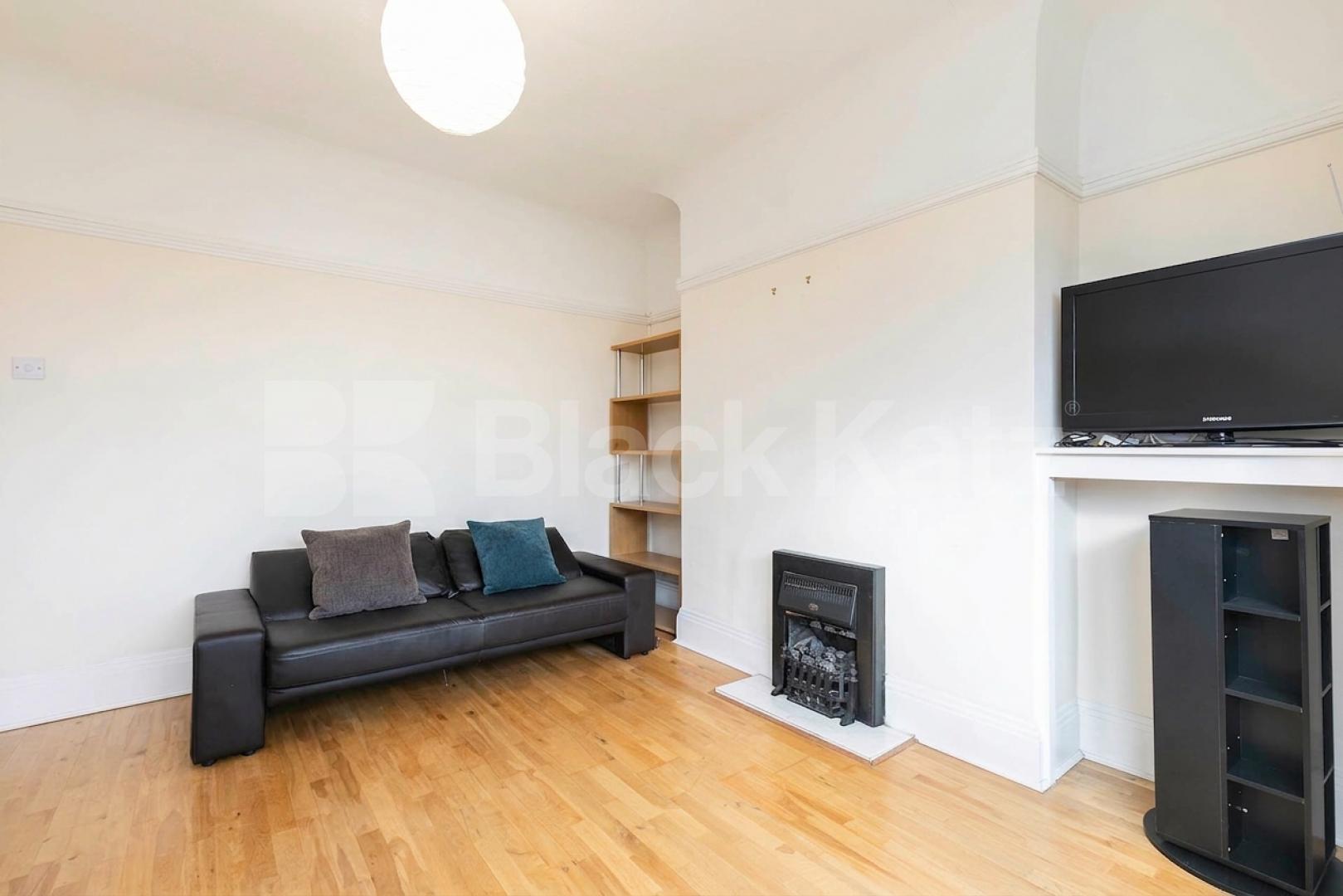 Located on the sought-after Eversley Park Road, this well-presented two-bedroom, one-bathroom property offers stylish, comfortable living in a convenient location Eversley Park Road, London, N21,  London