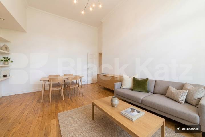 A well-presented and spacious two-bedroom, two-bathroom split-level apartment set within the sought-after Ballentyne Court development, N21.Available from the start of September, this generously proportioned property offers two large double bedrooms, Newsholme Drive, Winchmore hill, N21 1UF,  Ballentyne Court