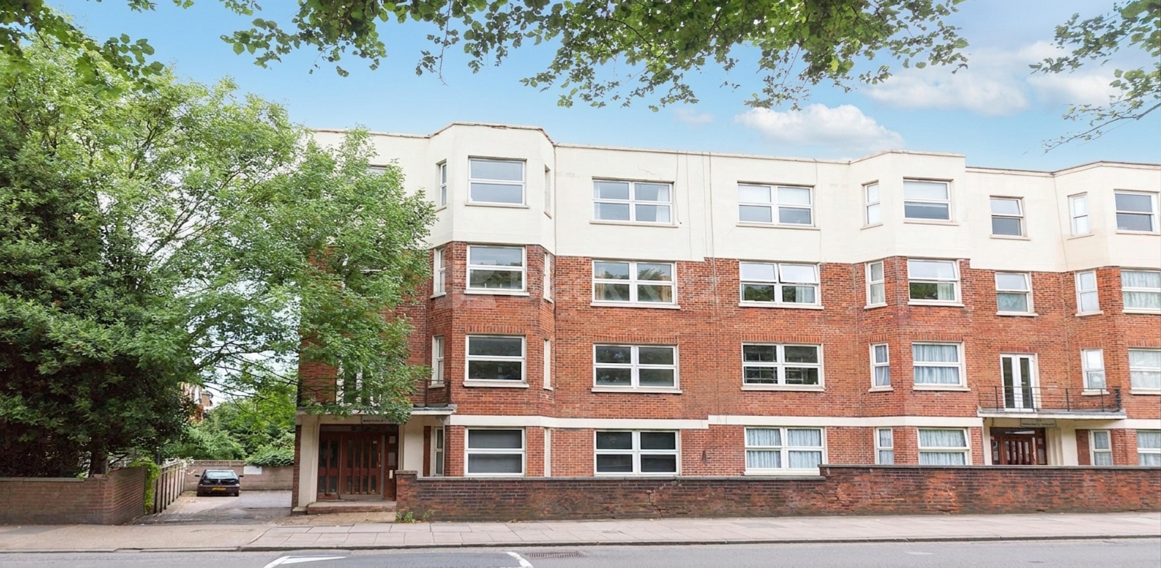 A spacious and well-presented 2-bedroom, 1-bathroom apartment available to rent now in Waverley Court, Queen's Park Brondesbury Park, Waverley Court Brondesbury Park, NW6,  Waverley Court Brondesbury Park NW6