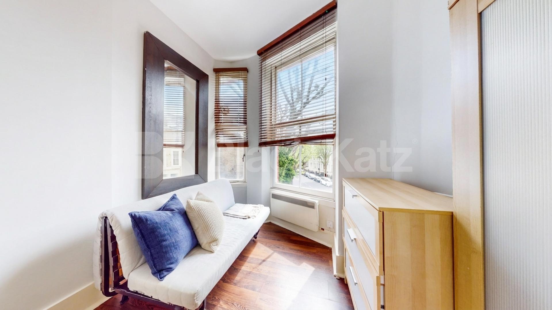 A modern studio apartment set on the 1st floor of an imposing house conversion on the corner of Sutherland Avenue, in the heart of Maida Vale Sutherland Avenue, London, W9,  London