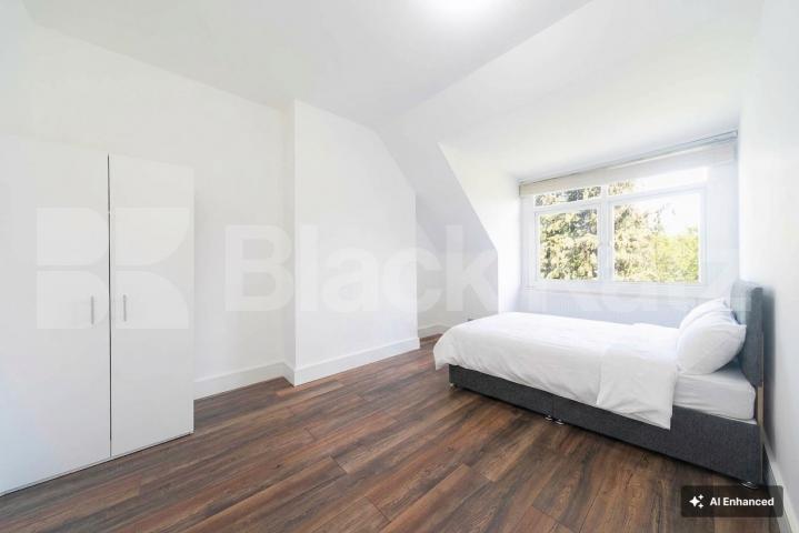 A beautifully renovated two-bedroom plus study apartment on Chatsworth Road, NW2, finished to a high standard throughout Chatsworth Road, London, NW2,  London