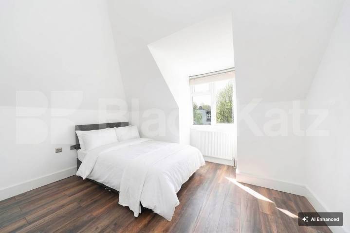 A beautifully renovated two-bedroom plus study apartment on Chatsworth Road, NW2, finished to a high standard throughout Chatsworth Road, London, NW2,  London