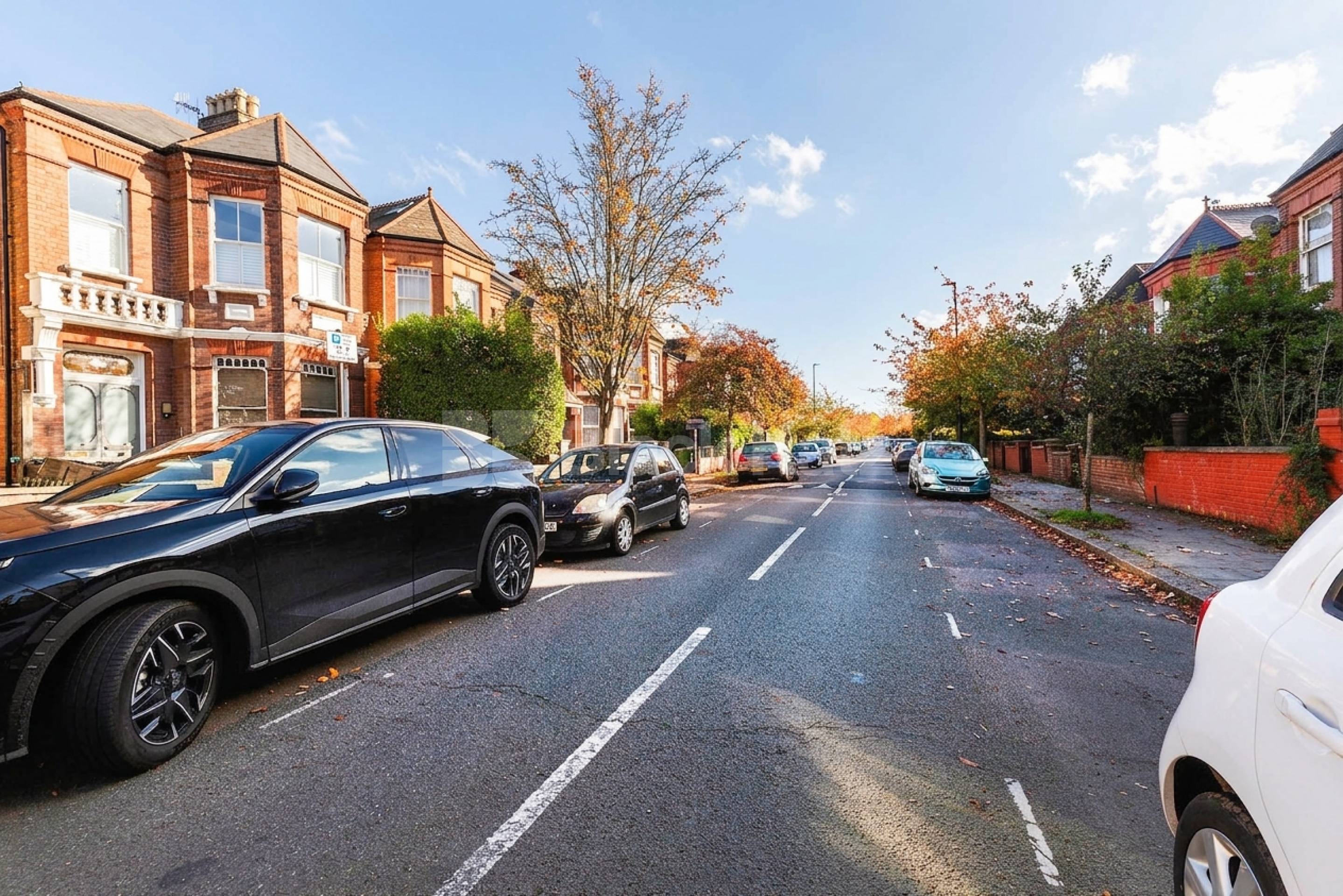 A well-presented three-bedroom flat located on the popular Fordwych Road, NW2 Fordwych Road, London, NW2,  London NW2