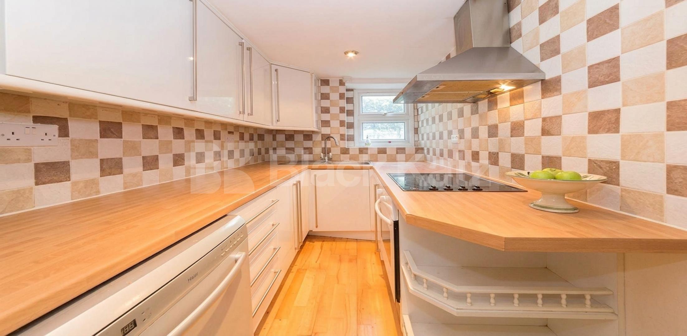 A spacious four-bedroom apartment situated on the popular Ranelagh Road, W5, offering well-proportioned accommodation Ranelagh Road, London, W5,  London