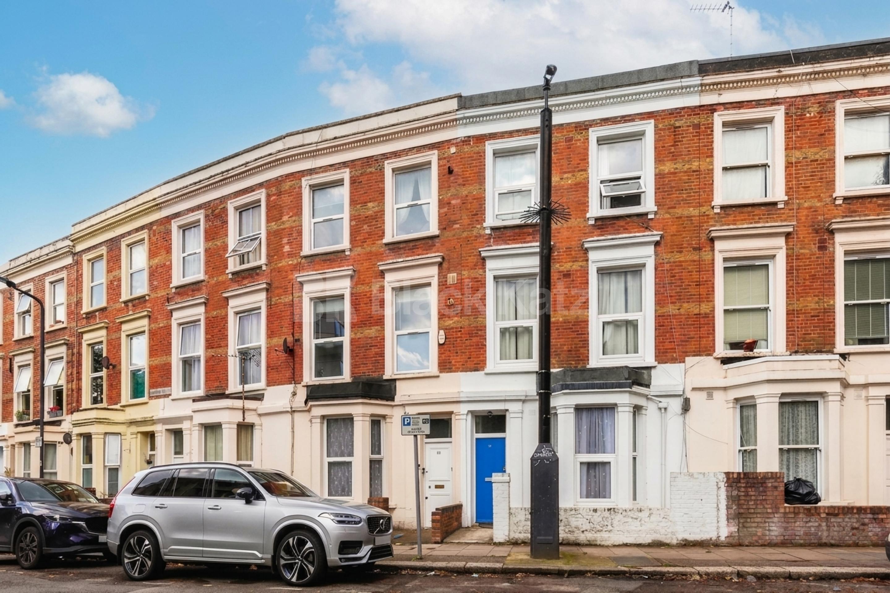 Available now, this furnished three-bedroom flat is situated on Malvern Road, NW6, in a convenient location close to local amenities and excellent transport links.The property comprises three well-proportioned bedrooms, a separate fitted kitchen, and Malvern Road, London, NW6,  London NW6