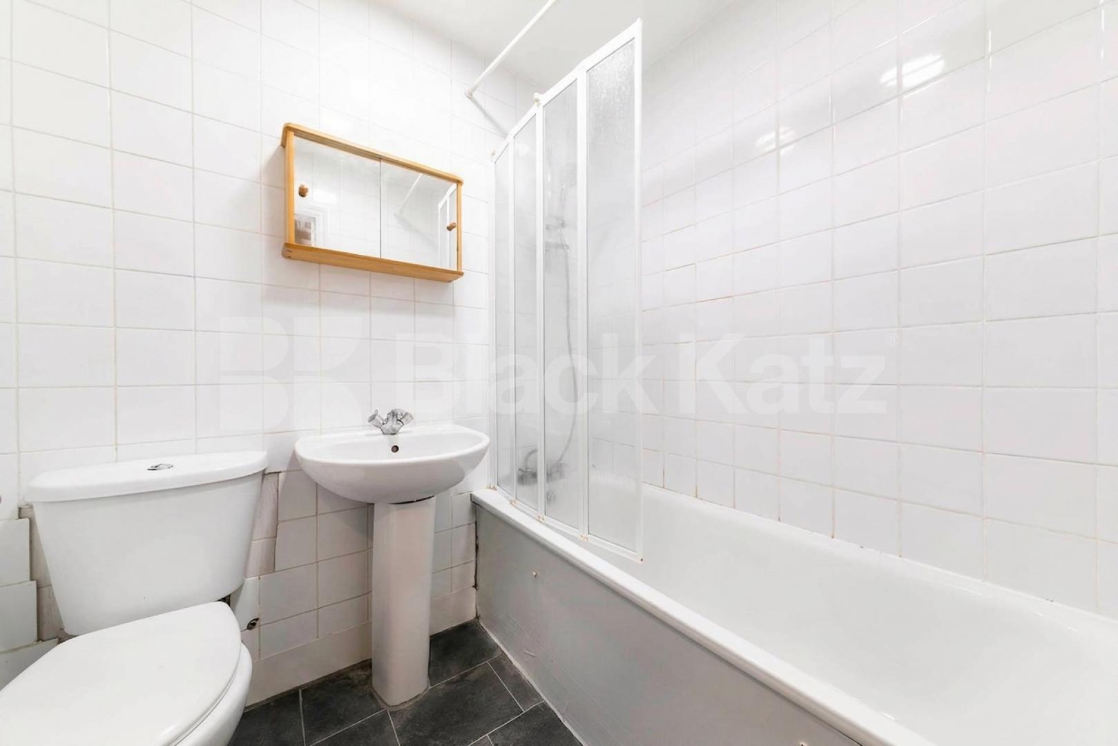 A well-presented, fully furnished one-bedroom apartment situated on the popular Belsize Road, NW6.The property comprises a bright and spacious reception room, a separate fully fitted kitchen, a generously sized double bedroom featuring large built-in Belsize Road, London, NW6,  London