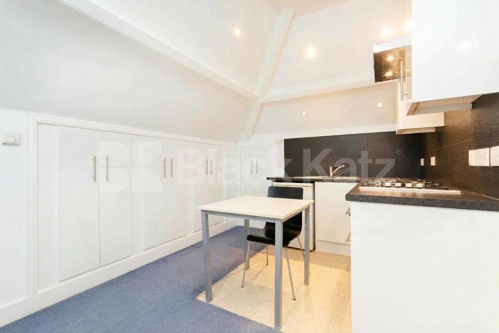 A well-presented and good-sized studio apartment located on Dartmouth Road, NW2 Dartmouth Road, Kilburn, NW2 (Inclusive of Water),  London