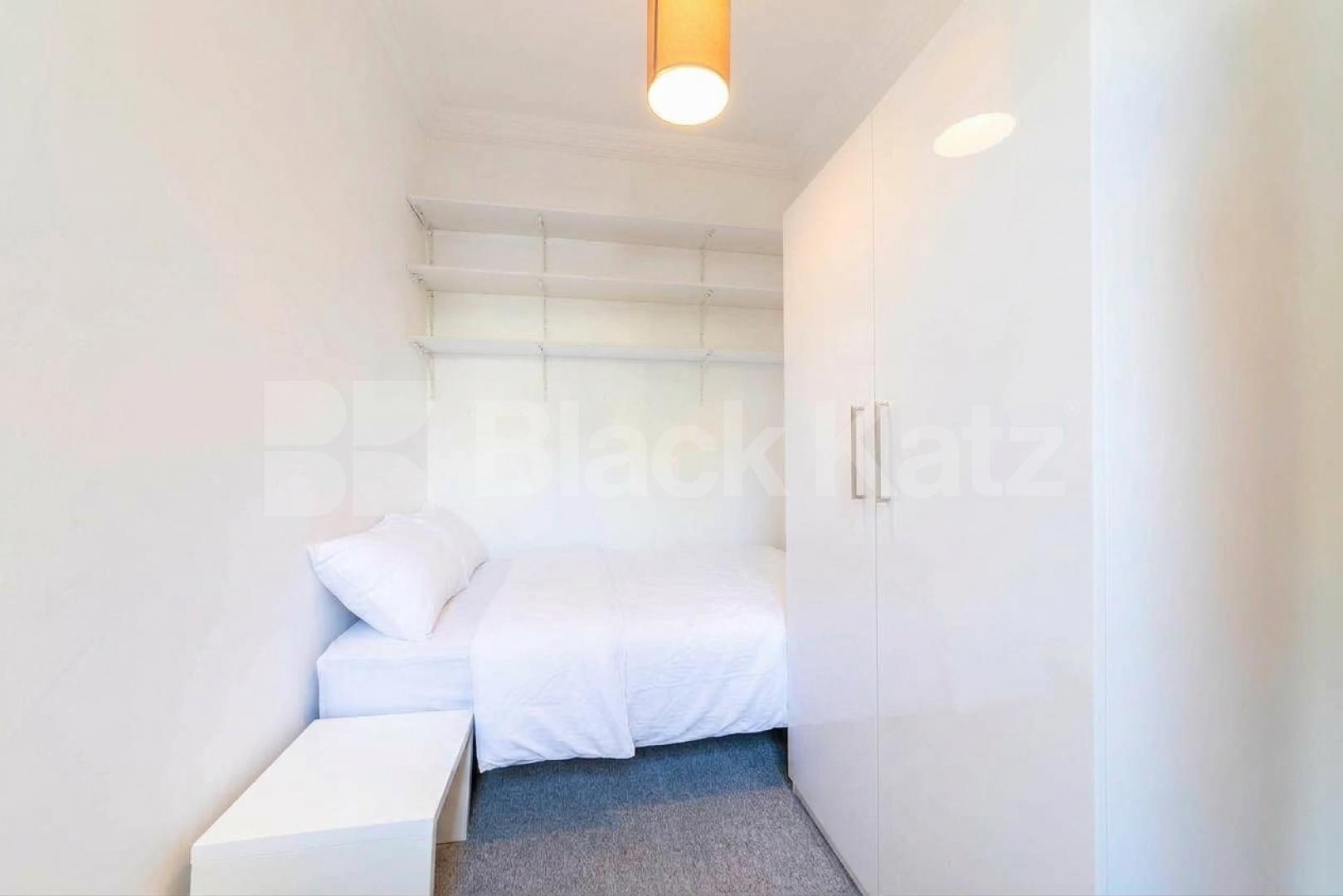 A well-presented two-bedroom apartment to rent on Finchley Road, NW3, available now Finchley Road, Hampstead, NW3,  London