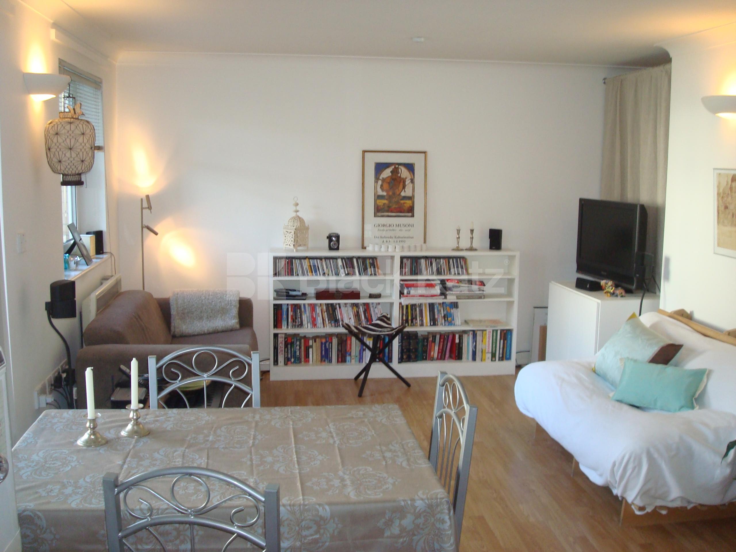 			2 Bedroom, 1 bath, 1 reception Apartment			 Alkham Road, Stoke Newington N16