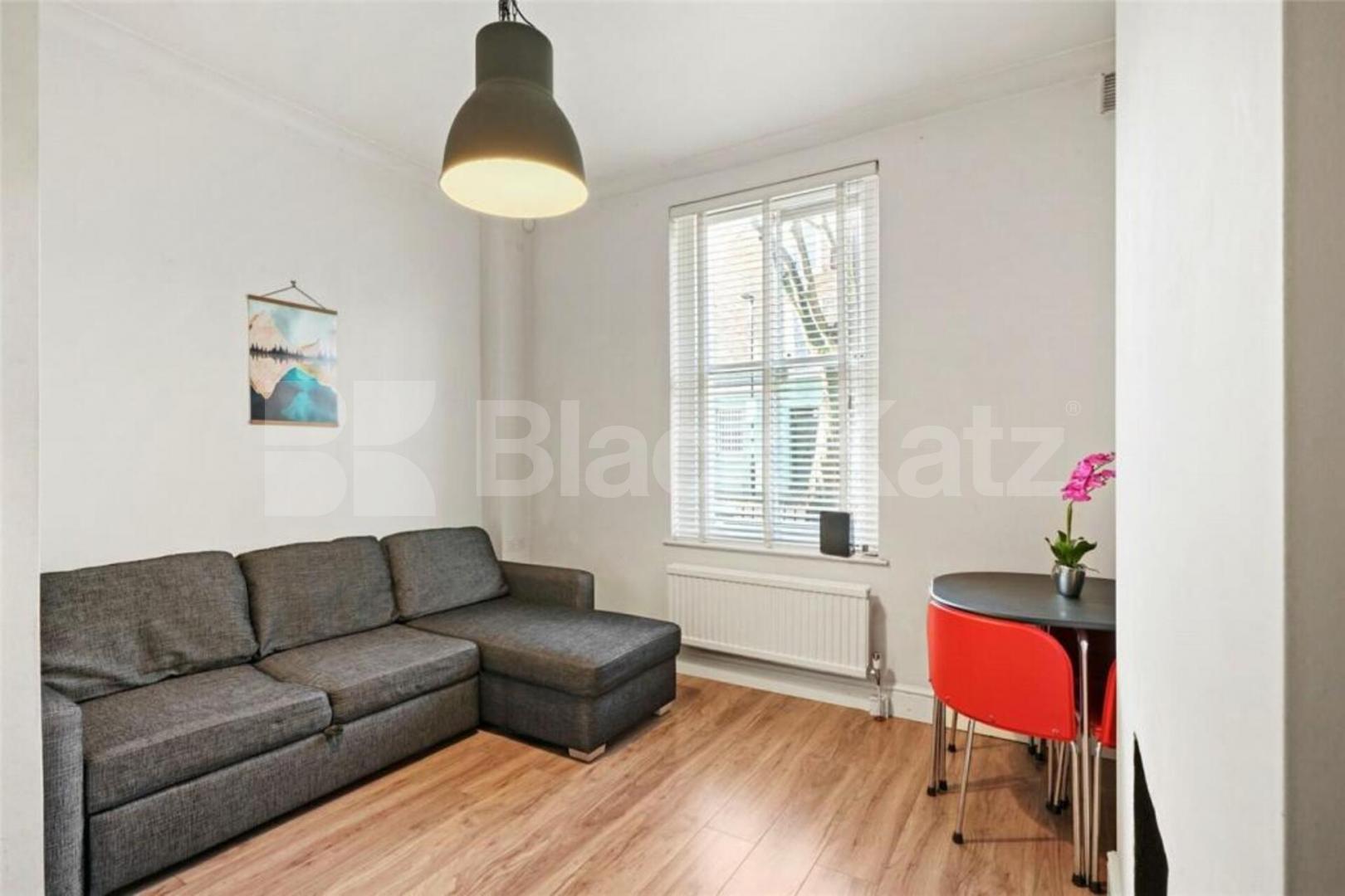 1 bedroom property located on a sought after Road in Holloway Annette Road , Holloway