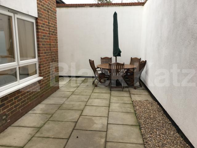 			UNDER OFFER , 3 Bedroom, 1 bath, 1 reception House			 Atwater Close, Brixton