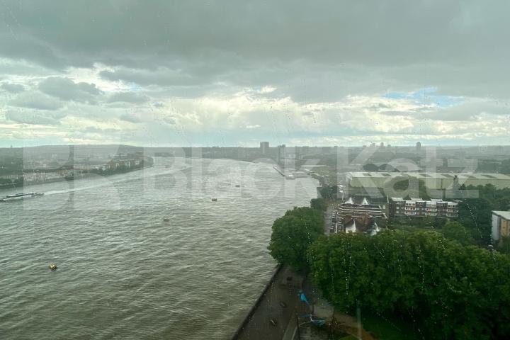 Stunning views, duplex apartment, includes water rates Aragon Tower George Beard Road,  Rotherhithe / Deptford