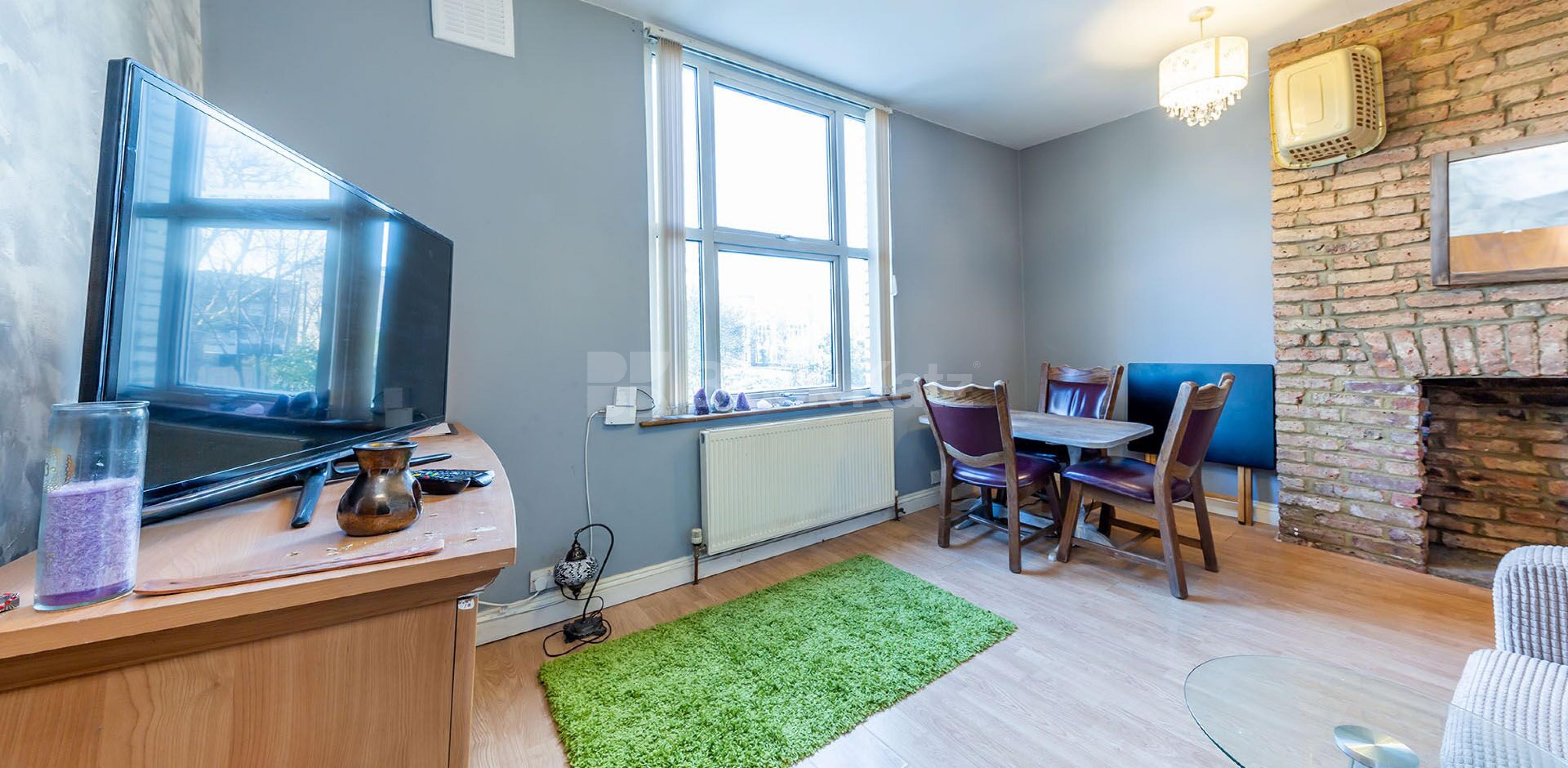 			Fantastic One Bed !, 1 Bedroom, 1 bath, 1 reception Flat			 Maidstone road, Bounds Green N11