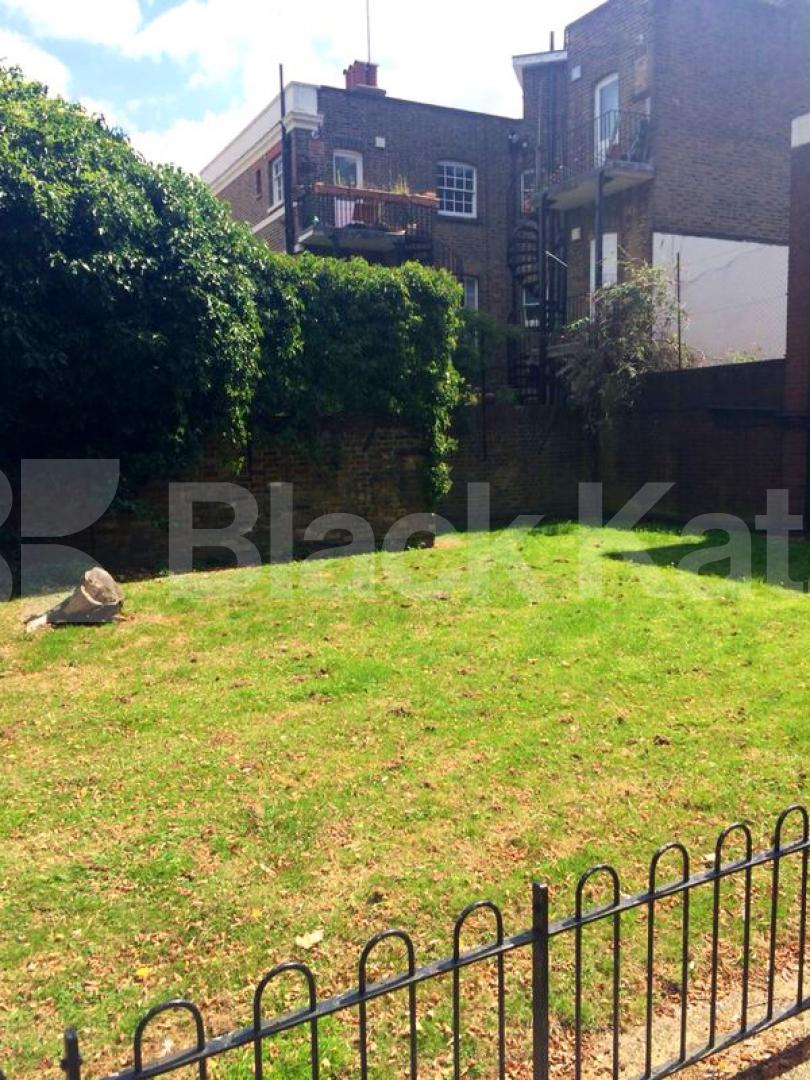 			 , 4 Bedroom, 1 bath, 1 reception Apartment			 Aveline Street , Vauxhall