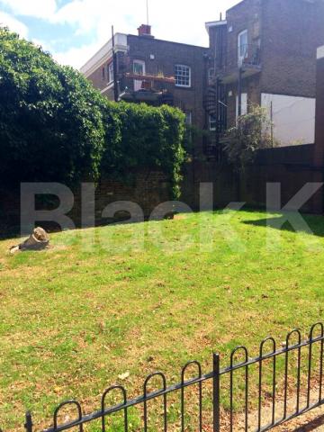 			 , 4 Bedroom, 1 bath, 1 reception Apartment			 Aveline Street , Vauxhall