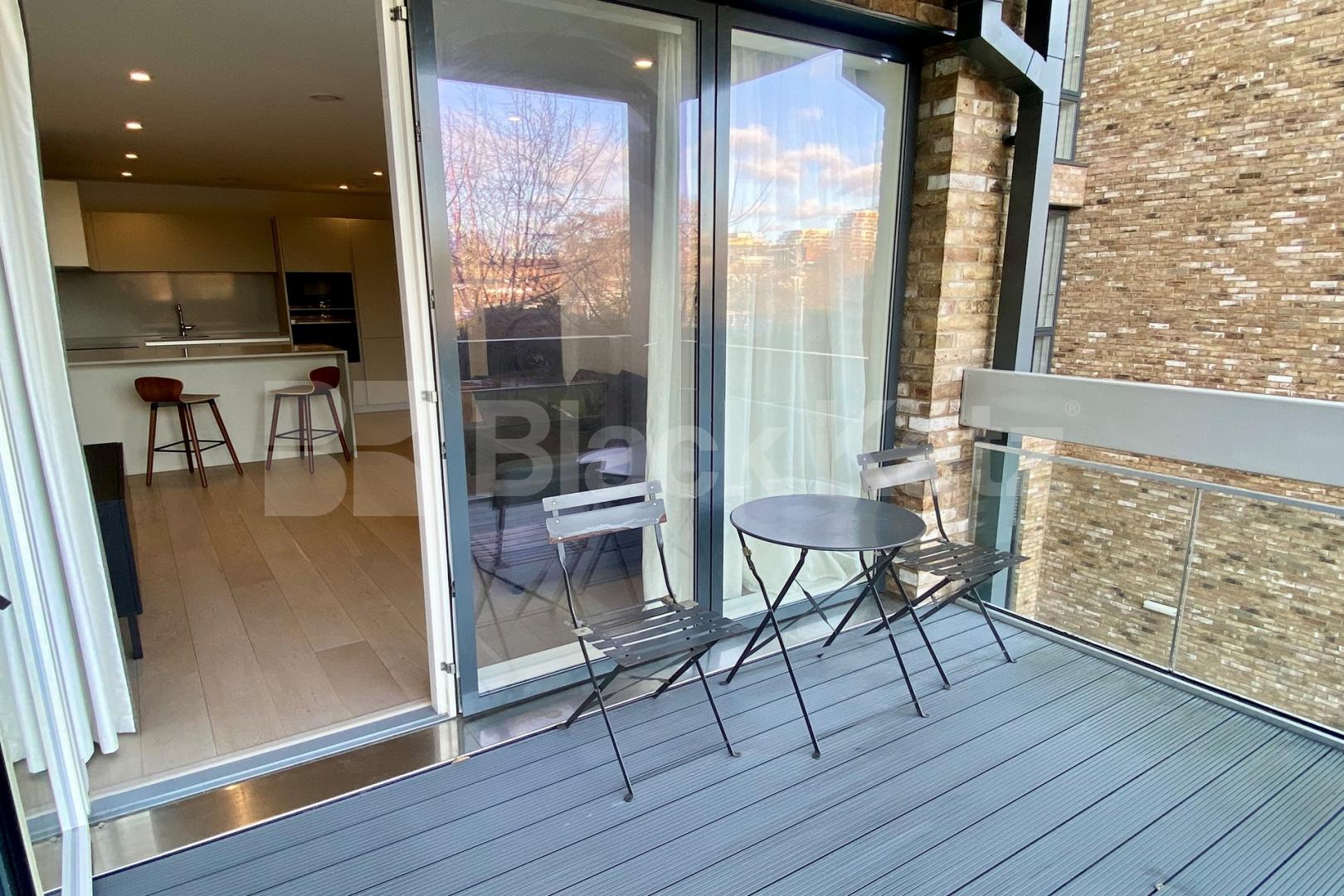 Stunning apartment, superbly located & with 24hr Concierge Hilary Mews, Borough