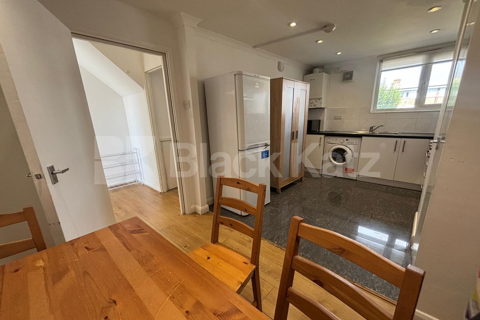 Duplex three double bedroomed apartment with balcony Coopers Road, Bermondsey