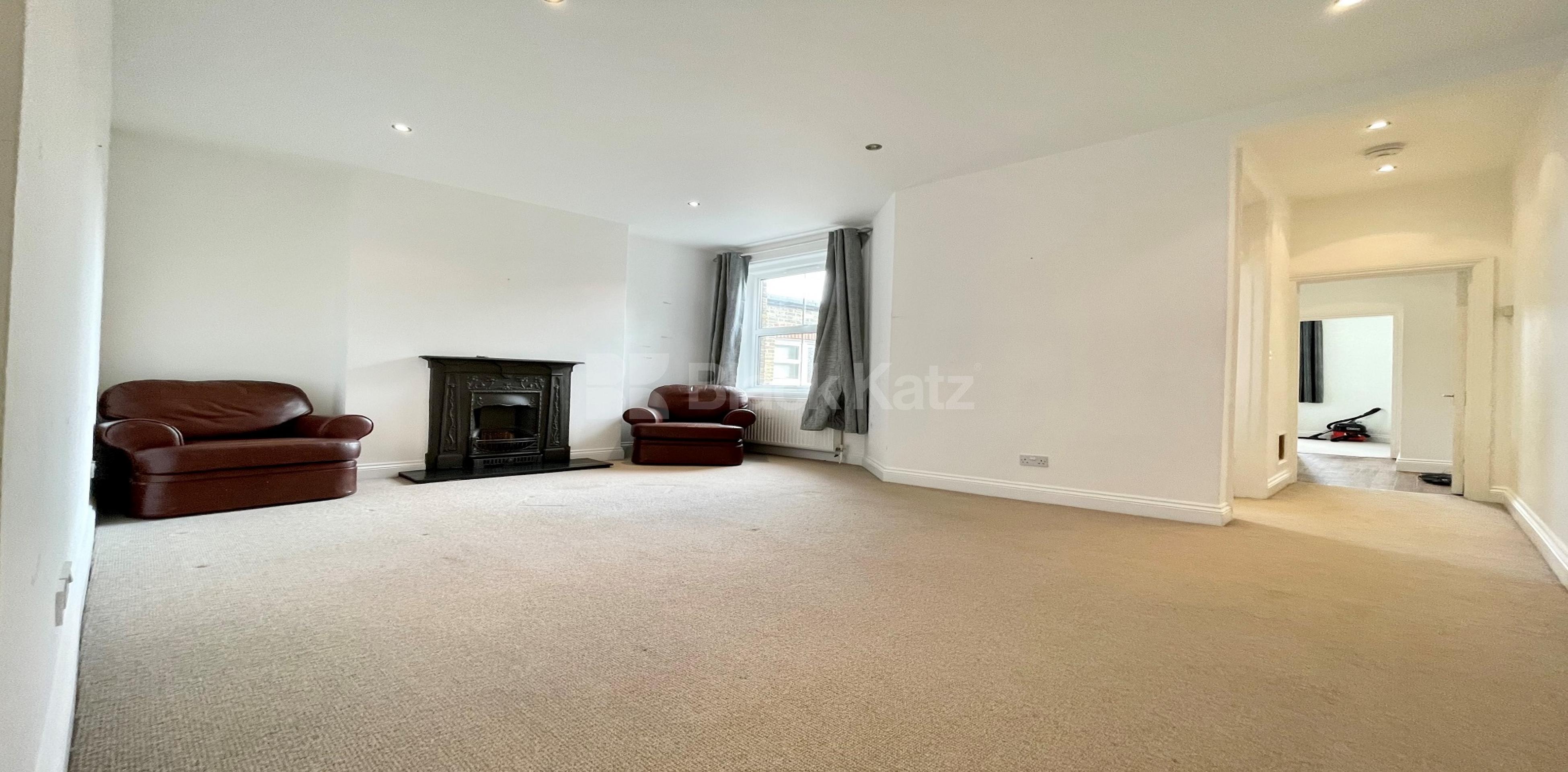			LET , 1 Bedroom, 1 bath, 2 reception Apartment			 Bavent Road, Denmark Hill SE5